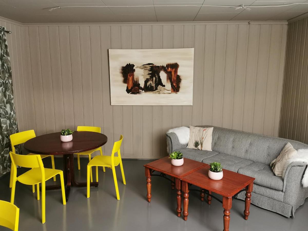 Lovisenlund Albergue Ovrebo Exterior foto